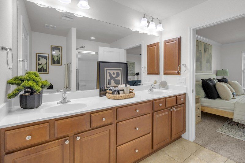 Staged bathroom in Richmond, TX by Halo Staging & Design