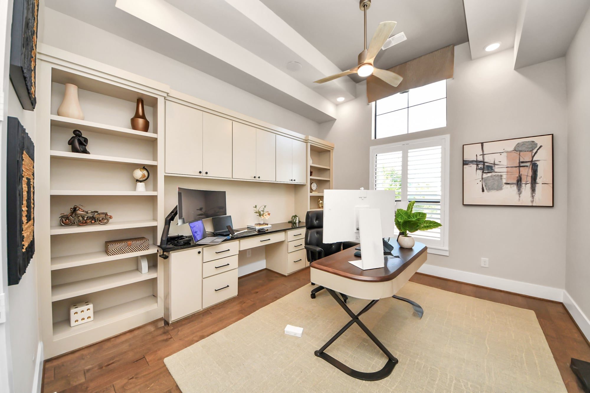 Professionally staged home office in Houston, TX by Halo Staging & Design