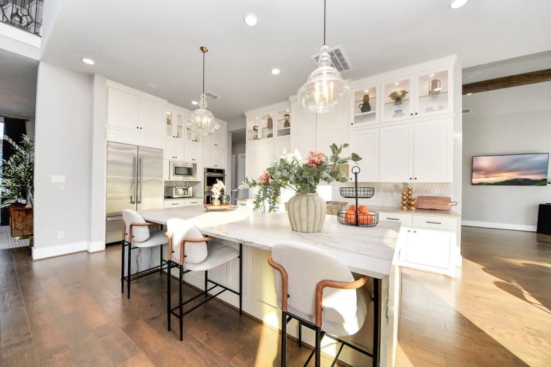 Staged kitchen in Fulshear, TX by Halo Staging & Design