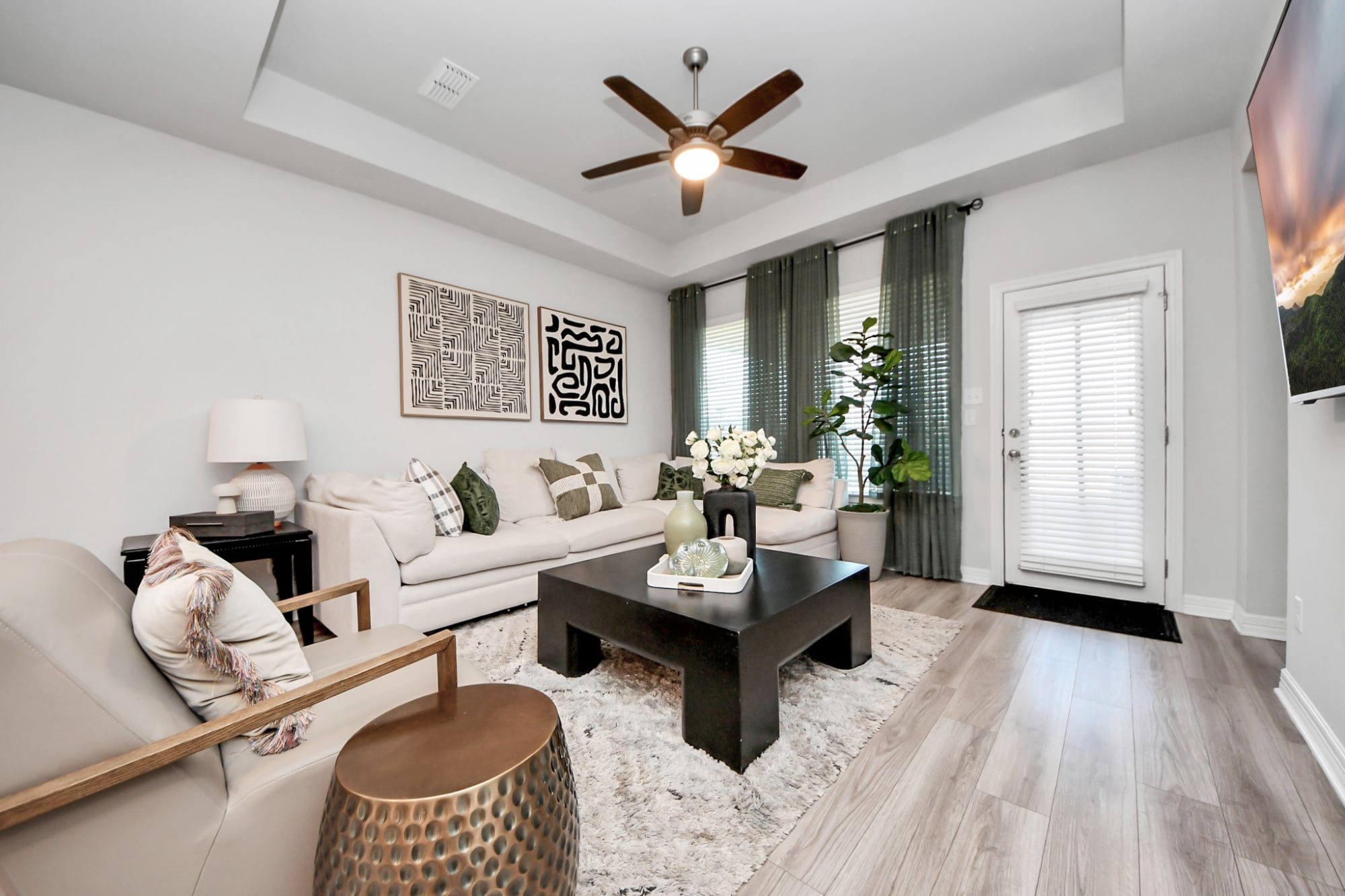 Staged living room in Houston, Texas — Halo Staging & Design