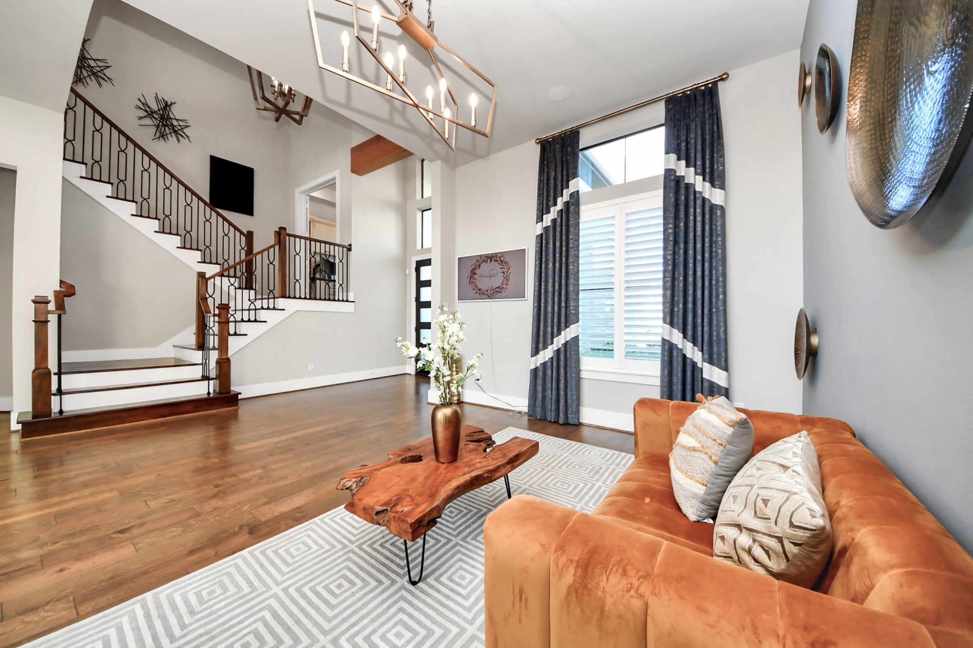 Professionally staged living room in Houston, TX by Halo Staging & Design